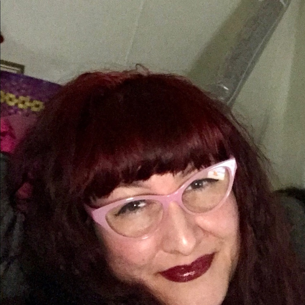 Meet your Posher, Sabrina